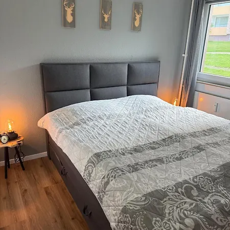 Kleine Wolfswarte Apartman *